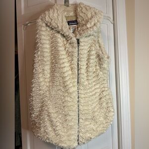 Women's Patagonia Pelage raw linen colored vest. Size small